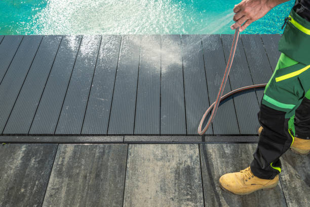 Best Residential Pressure Washing Services  in Bloomingdale, FL